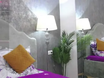 LisaCroft  live sex cam