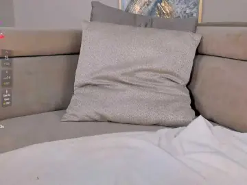 MadelineFox  live sex cam