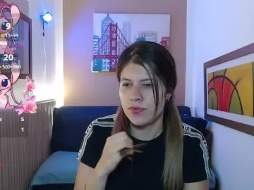 Moonna-linnda  live sex cam