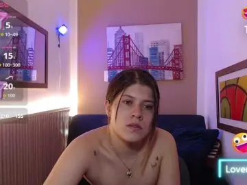 Moonna-linnda  live sex cam