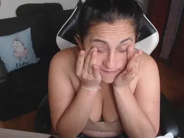 SophiaaVega  live sex cam