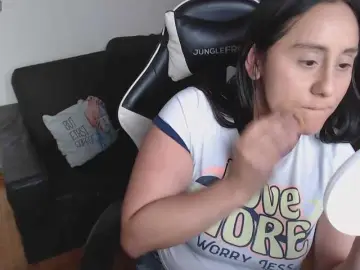 SophiaaVega  live sex cam