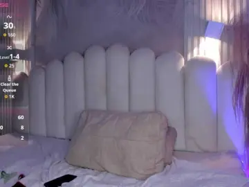 Sweet--lily  live sex cam