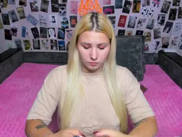 Ulya11Cutex  live sex cam