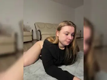 JucieLussie  live sex cam