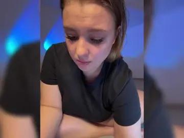 JucieLussie  live sex cam