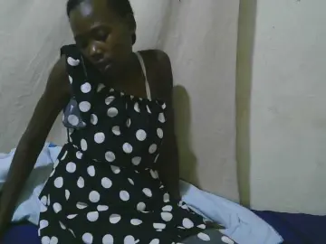 Queen-slender  live sex cam