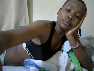 Queen-slender  live sex cam