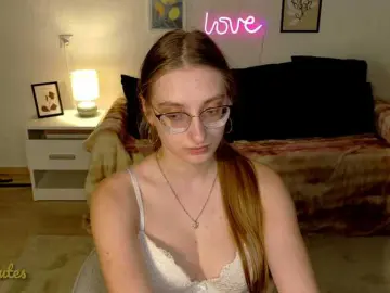 AliceCutes  live sex cam