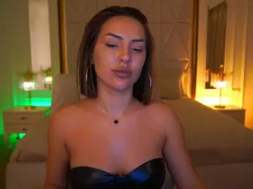 AlisaOnee  live sex cam