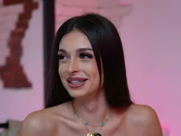 AngelinaCapri  live sex cam