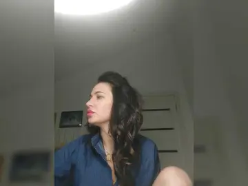 Daineko12  live sex cam