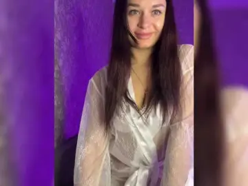 Maryllove  live sex cam