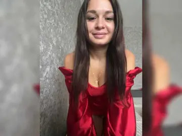 Maryllove  live sex cam