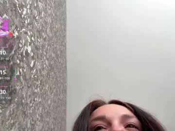 Maryllove  live sex cam