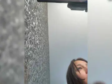 Maryllove  live sex cam