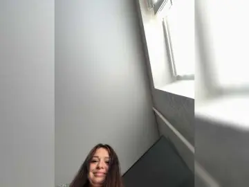 Maryllove  live sex cam