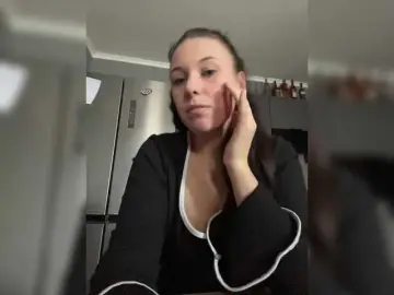 Potifays  live sex cam