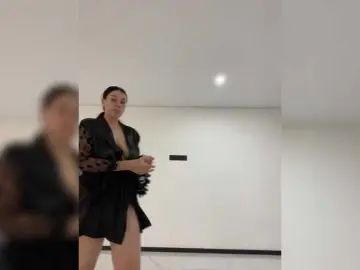 Potifays  live sex cam