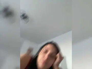 Potifays  live sex cam