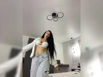 Potifays  live sex cam