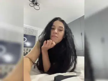 Potifays  live sex cam