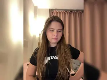 Chiculya  live sex cam