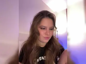 Chiculya  live sex cam