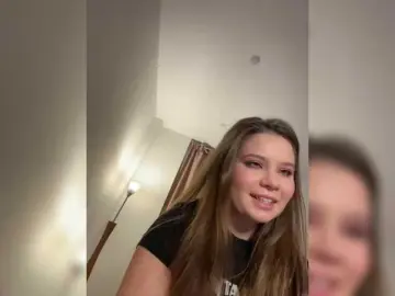 Chiculya  live sex cam