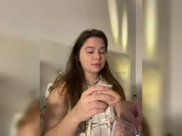 Chiculya  live sex cam