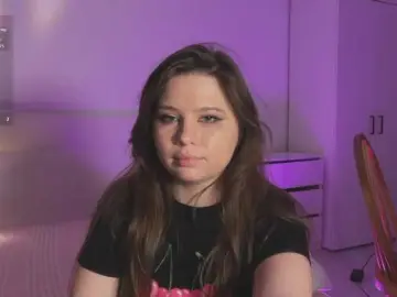 Chiculya  live sex cam