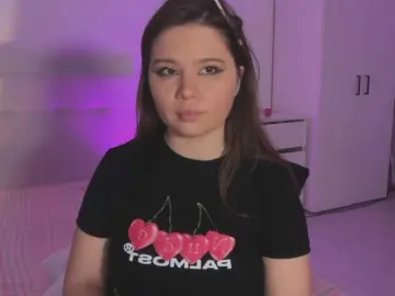 Chiculya  live sex cam