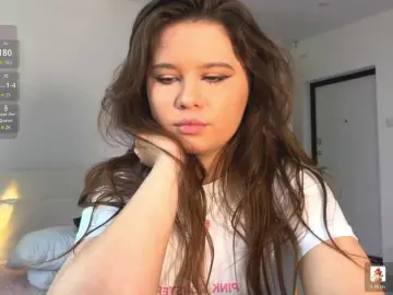 Chiculya  live sex cam