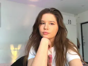 Chiculya  live sex cam