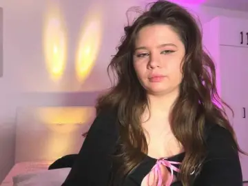 Chiculya  live sex cam