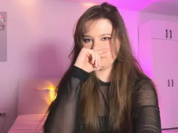 Chiculya  live sex cam