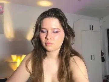 Chiculya  live sex cam