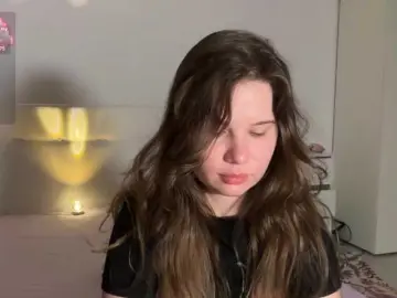 Chiculya  live sex cam
