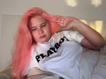 Chiculya  live sex cam