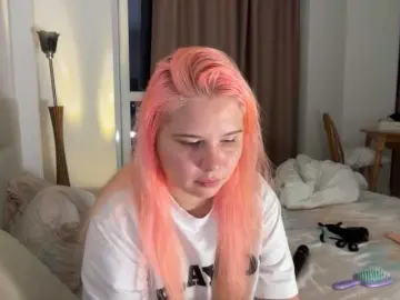 Chiculya  live sex cam