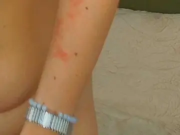 ElsaHaze  live sex cam