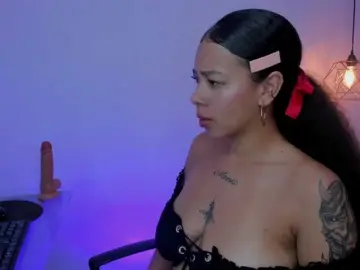 Mia-clk  live sex cam