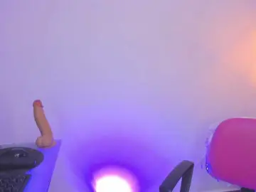 Mia-clk  live sex cam