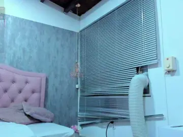 Nahomidi-bello  live sex cam