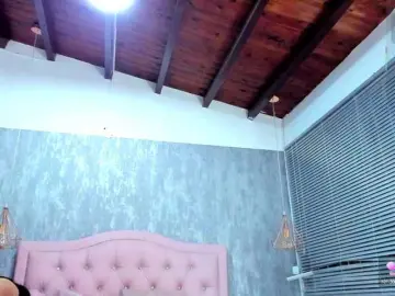 Nahomidi-bello  live sex cam