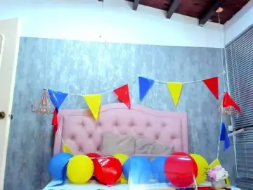 Nahomidi-bello  live sex cam