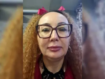 Pink-Lips  live sex cam