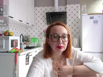 Pink-Lips  live sex cam