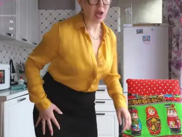 Pink-Lips  live sex cam