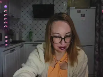 Pink-Lips  live sex cam